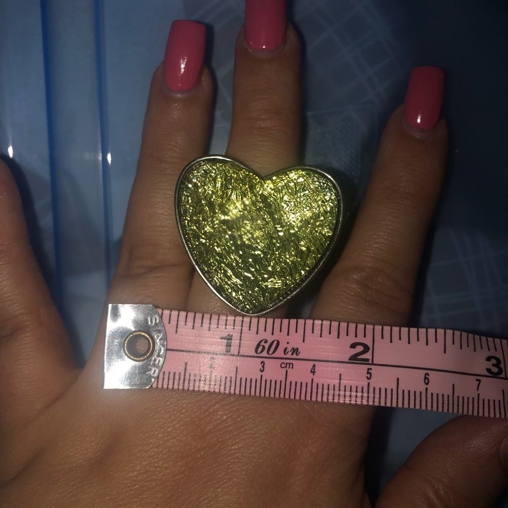 Oversized heart ring - Picture 5 of 5